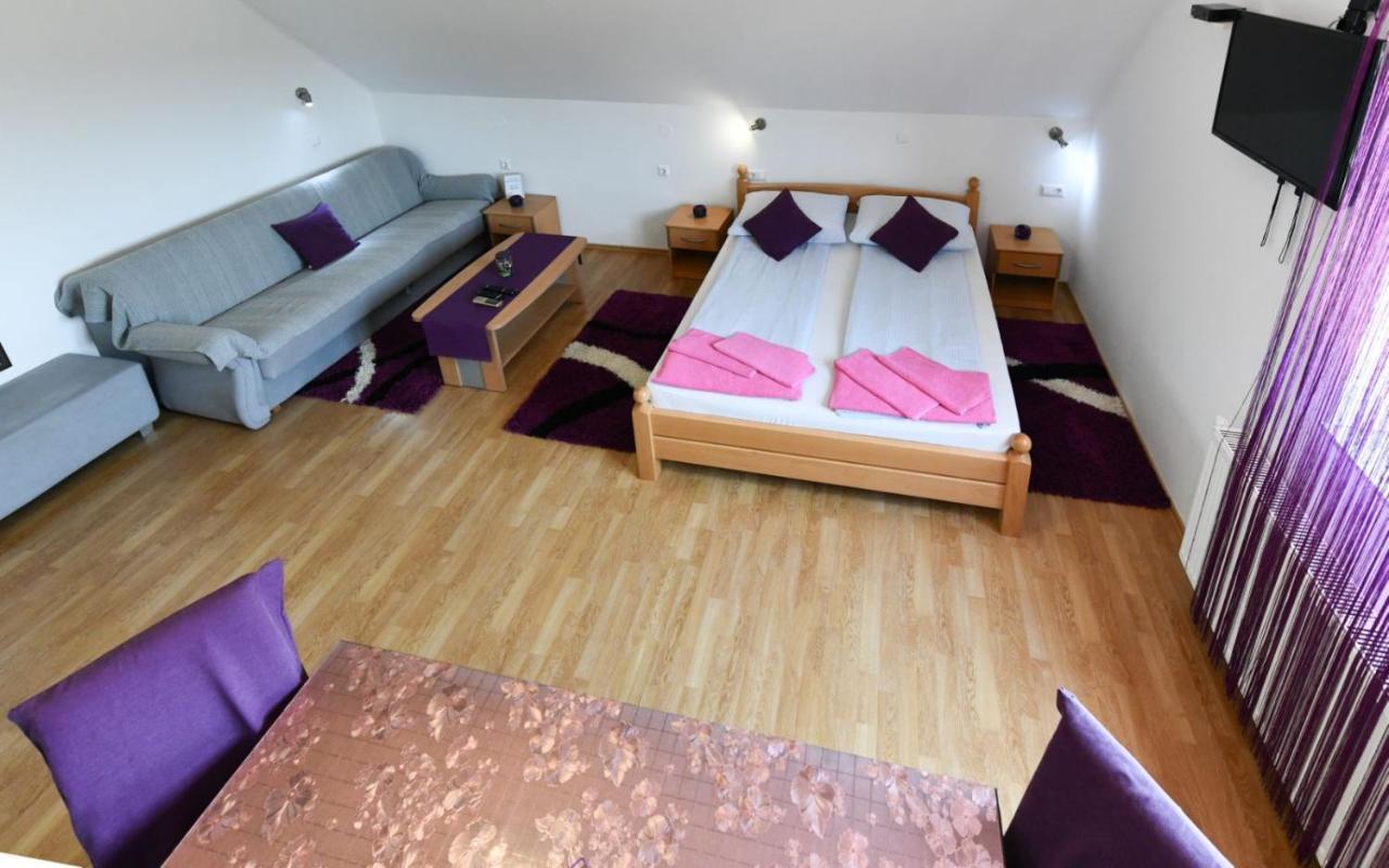 House Matijevic Simic Hotel Grabovac  Kültér fotó