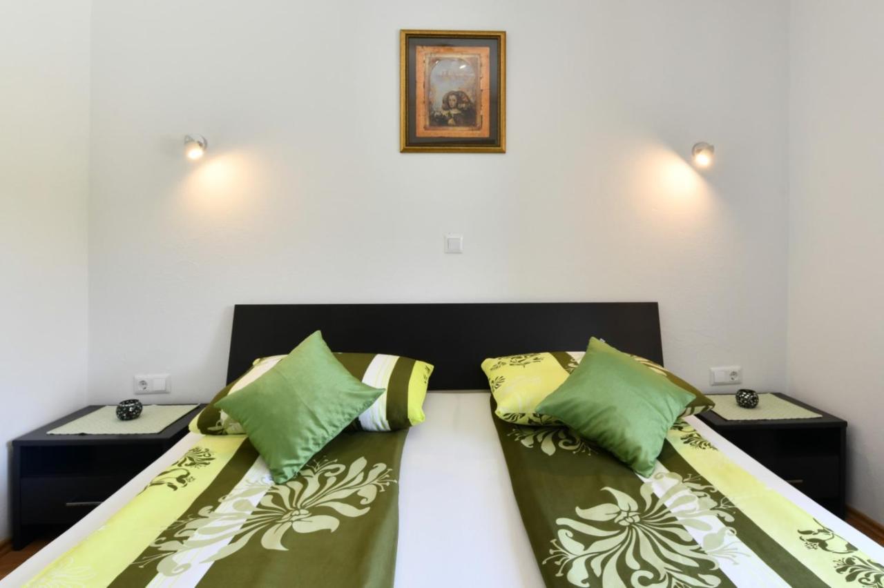 House Matijevic Simic Hotel Grabovac  Kültér fotó