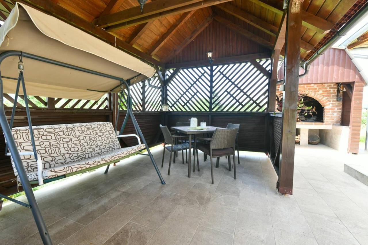 House Matijevic Simic Hotel Grabovac  Kültér fotó